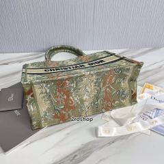 디올북토트백미듐멀티그린