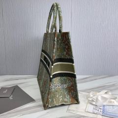디올북토트백라지멀티그린