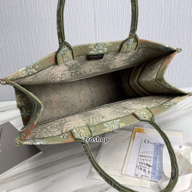 디올북토트백라지멀티그린
