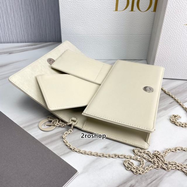 디올레이디백까나쥬다이아몬드화이트