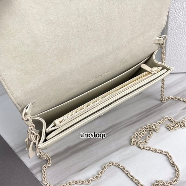 디올레이디백까나쥬다이아몬드화이트