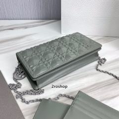 디올레이디백까나쥬다이아몬드