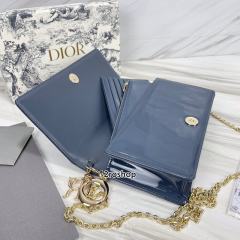 디올레이디백까나쥬페이턴트블루