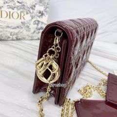 디올레이디백까나쥬페이턴트체리레드