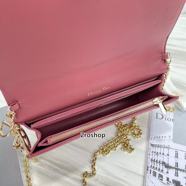 디올레이디백까나쥬페이턴트레드