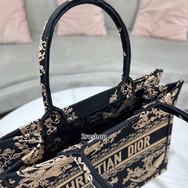 디올북토트백미듐멀티블랙