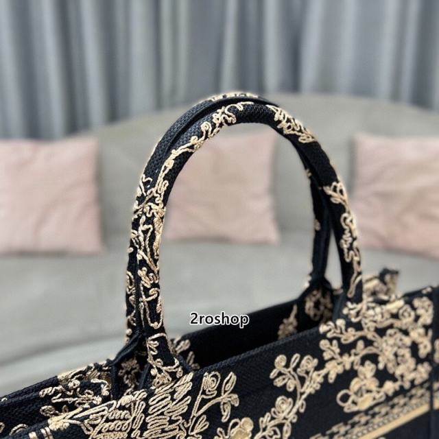 디올북토트백미듐멀티블랙