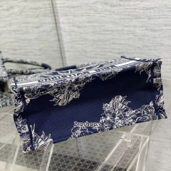 디올북토트백미듐멀티블루