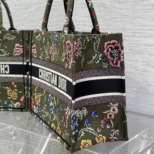 디올북토트백미듐멀티그린