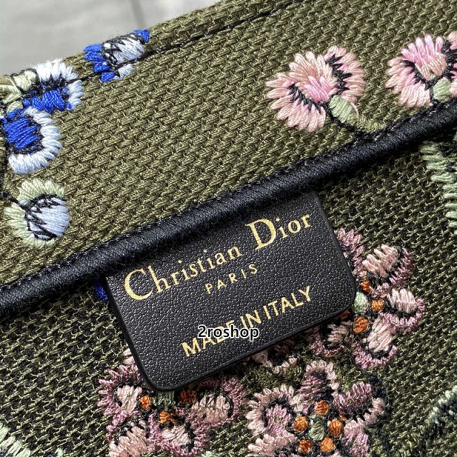 디올북토트백미듐멀티그린