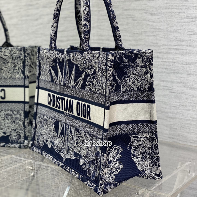 디올북토트백미듐멀티블루