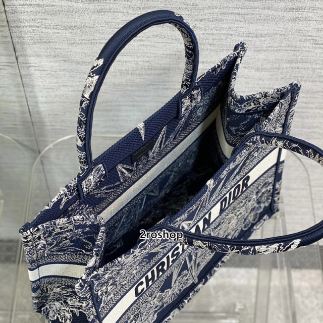 디올북토트백미듐멀티블루