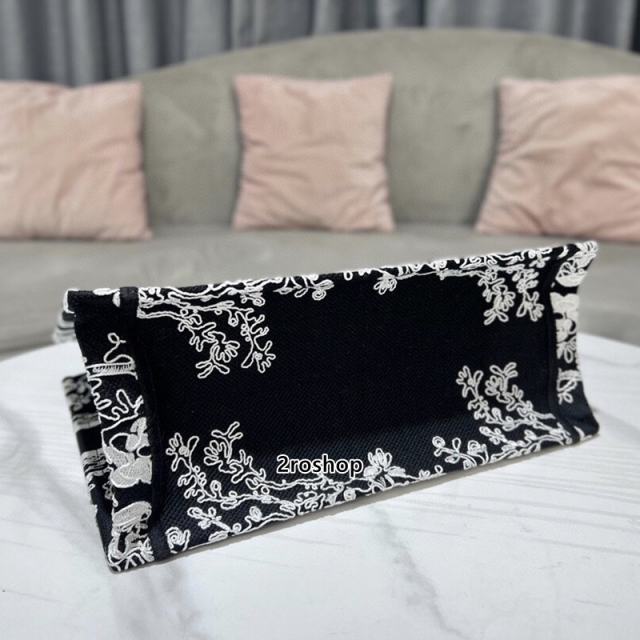 디올북토트백미듐멀티블랙