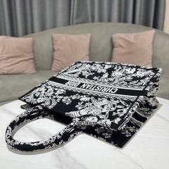 디올북토트백라지멀티블랙