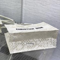 디올북토트백미듐화이트