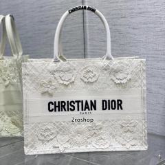 디올북토트백미듐화이트