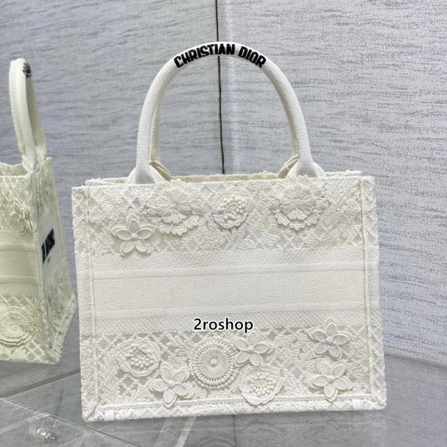 디올북토트백스몰화이트