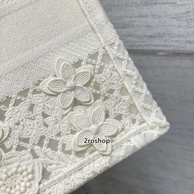 디올북토트백스몰화이트