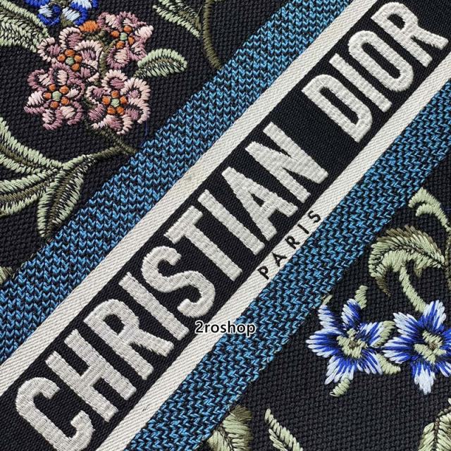 디올북토트백미듐멀티블랙