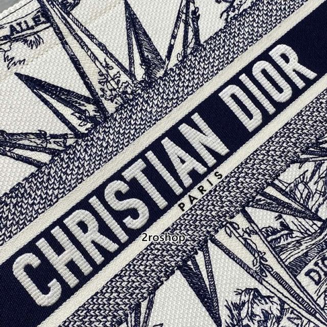 디올북토트백미듐멀티블루화이트