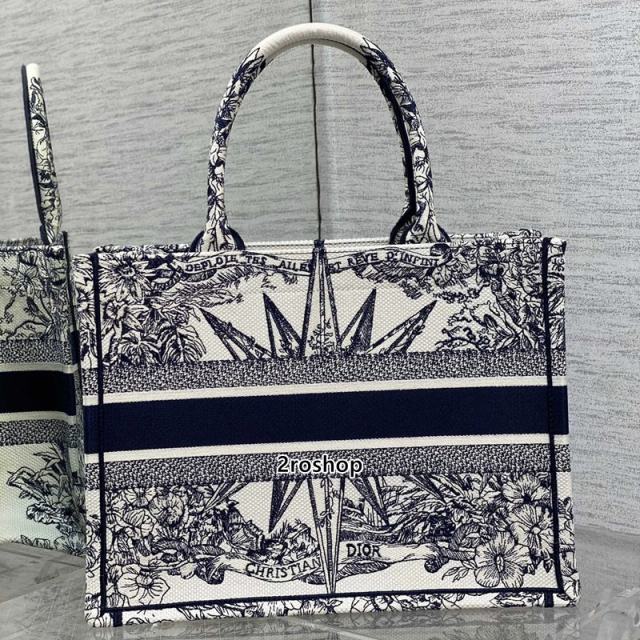 디올북토트백미듐멀티블루화이트