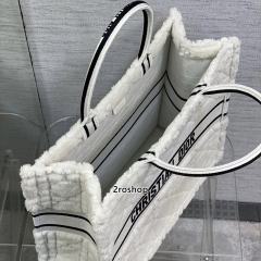 디올북토트백라지화이트