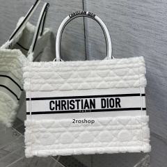 디올북토트백미듐화이트