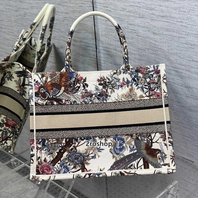 디올북토트백미듐