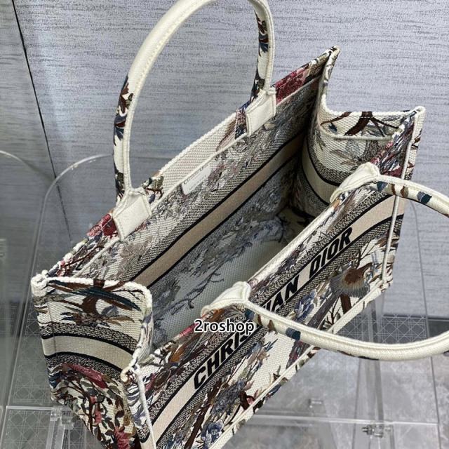 디올북토트백미듐