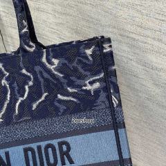 디올북토트백미듐