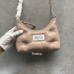 메종마르지엘라숄더백