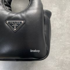 프라다호보백