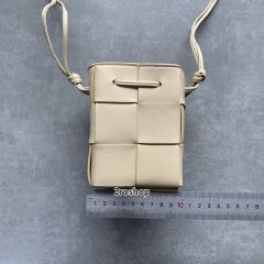 보테가베네타버킷백