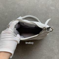 메종마르지엘라숄더백