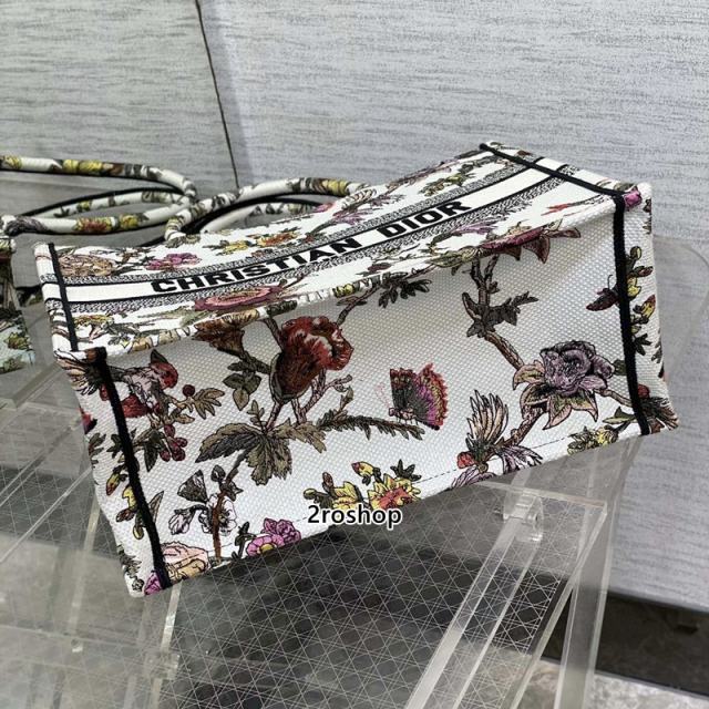 디올북토트백미듐화이트멀티