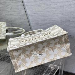 디올북토트백미듐