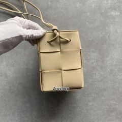 보테가베네타버킷백