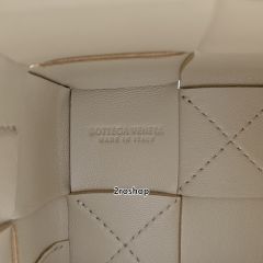 보테가베네타버킷백
