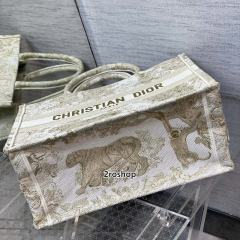 디올북토트백미듐