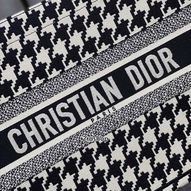 디올북토트백미듐