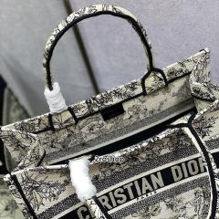 디올북토트백미듐