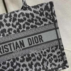 디올북토트백미듐