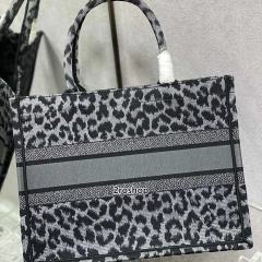 디올북토트백미듐