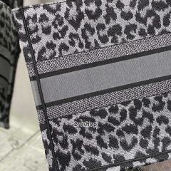 디올북토트백미듐