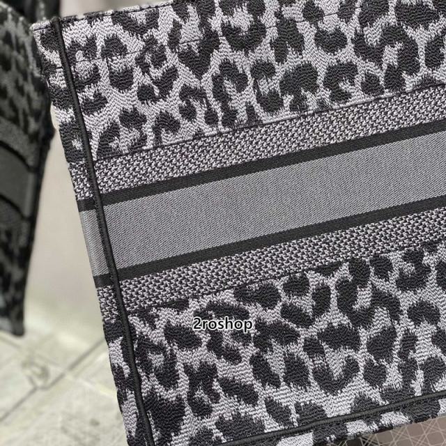 디올북토트백미듐