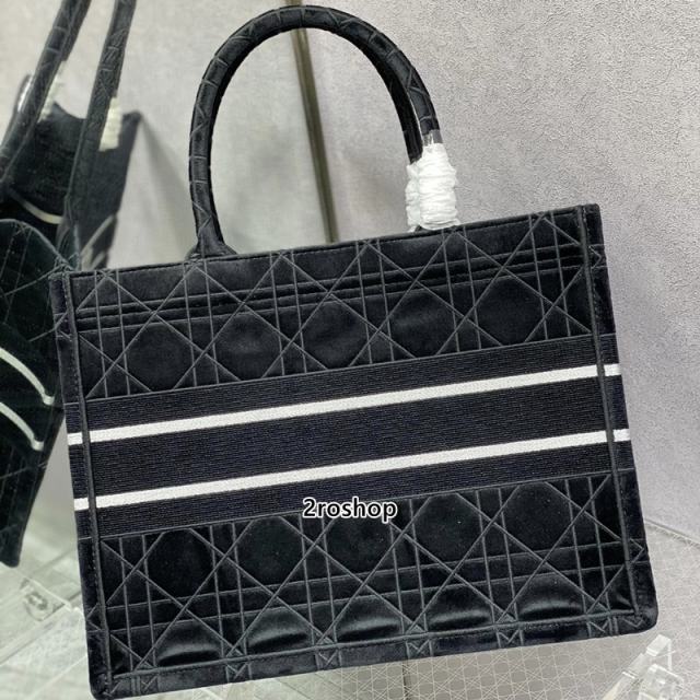 디올북토트백미듐