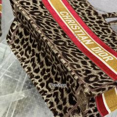 디올북토트백미듐