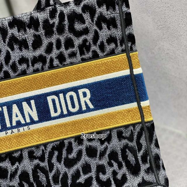 디올북토트백미듐