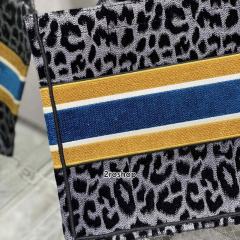 디올북토트백미듐