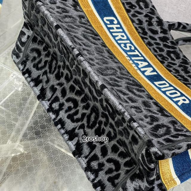 디올북토트백미듐